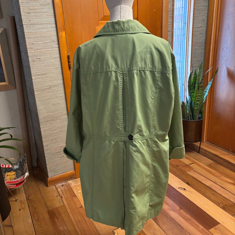 Eddie Bauer Quality Raincoat XLT - Picture 5 of 5